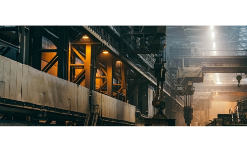 液壓平板車租賃行業(yè)迎風(fēng)口：智能化服務(wù)+區(qū)域網(wǎng)絡(luò)布局引領(lǐng)千億級(jí)賽道升級(jí)